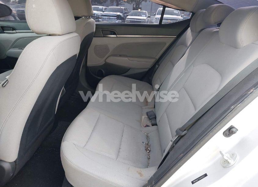Photo 8 of 2018 Hyundai Elantra SEL (VIN 5NPD84LF2JH249227)