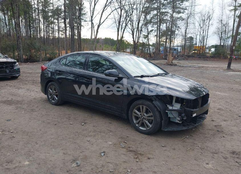 2018 Hyundai Elantra SEL (VIN 5NPD84LF2JH260776) main photo