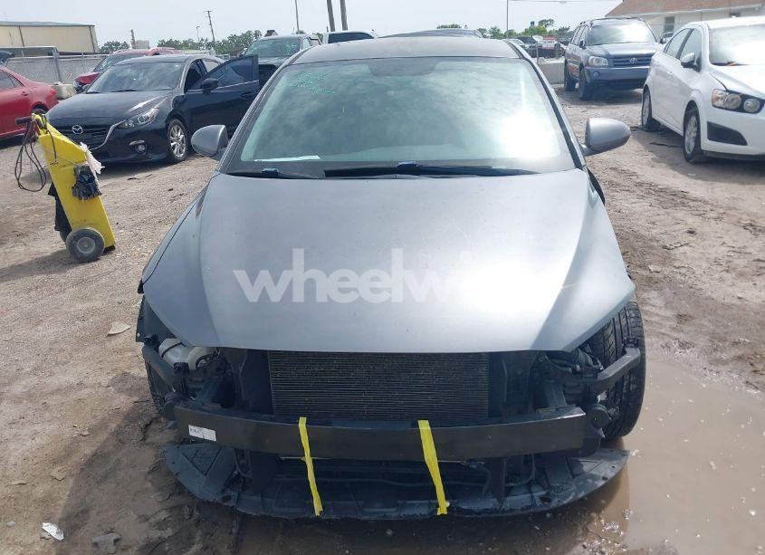 Photo 13 of 2018 Hyundai Elantra SEL (VIN 5NPD84LF2JH287024)