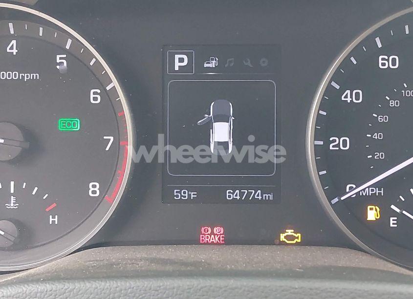 Photo 14 of 2018 Hyundai Elantra SEL (VIN 5NPD84LF2JH292675)