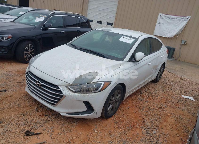 Photo 2 of 2018 Hyundai Elantra SEL (VIN 5NPD84LF2JH292675)
