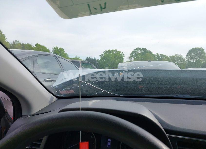 Photo 17 of 2018 Hyundai Elantra SEL (VIN 5NPD84LF2JH292787)