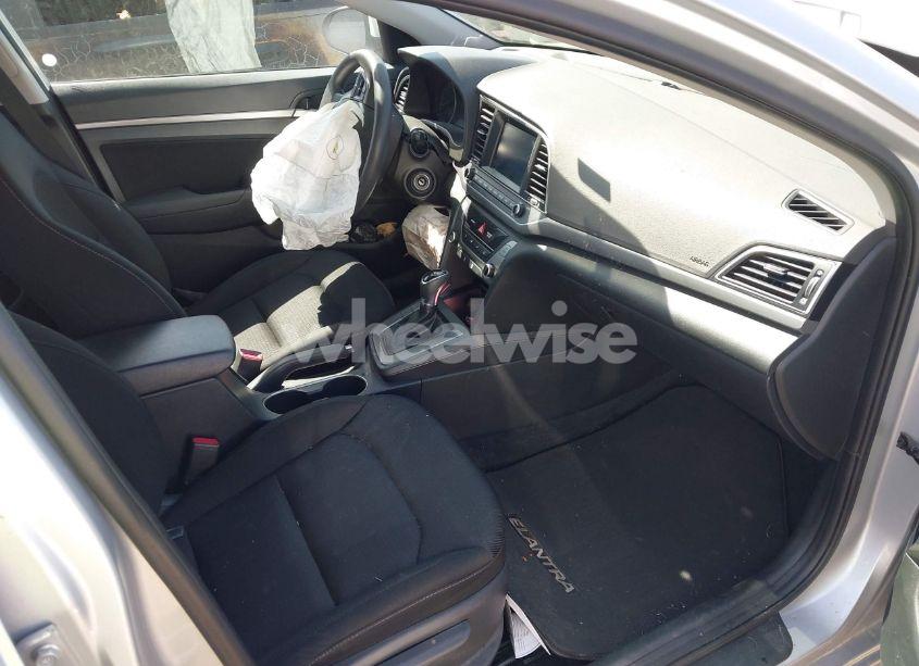 Photo 5 of 2018 Hyundai Elantra SEL (VIN 5NPD84LF2JH292787)