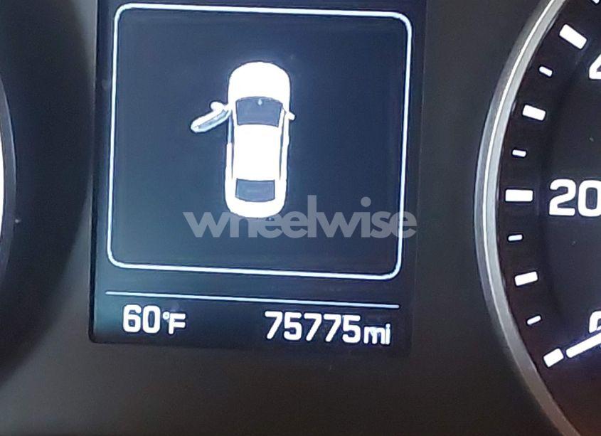 Photo 15 of 2018 Hyundai Elantra SEL (VIN 5NPD84LF2JH296774)