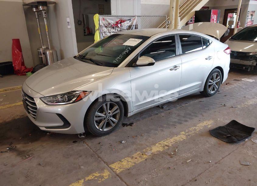 Photo 2 of 2018 Hyundai Elantra SEL (VIN 5NPD84LF2JH296774)