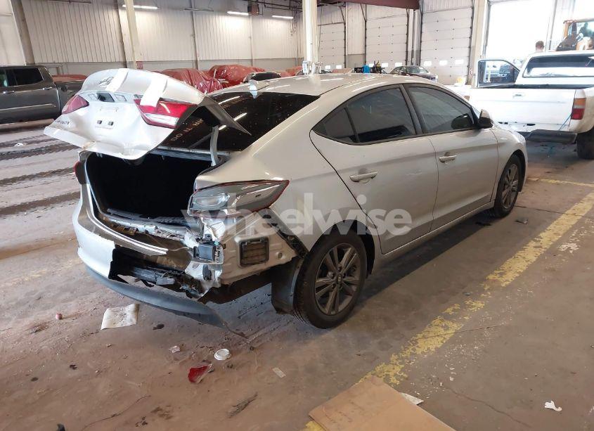 Photo 4 of 2018 Hyundai Elantra SEL (VIN 5NPD84LF2JH296774)