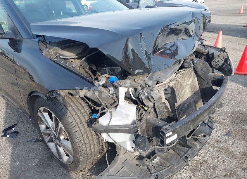 Photo 6 of 2018 Hyundai Elantra LIMITED (VIN 5NPD84LF2JH298427)