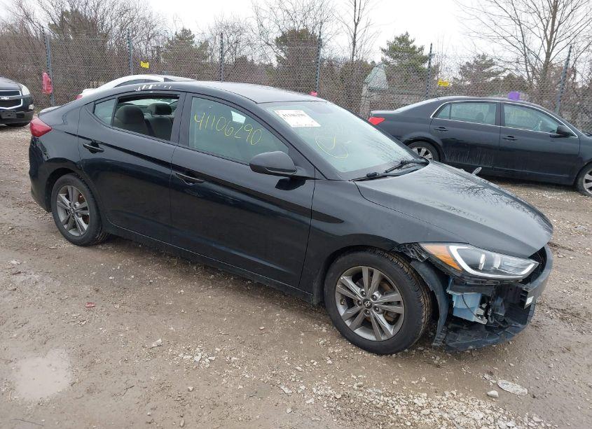 2018 Hyundai Elantra SEL (VIN 5NPD84LF2JH301262) main photo