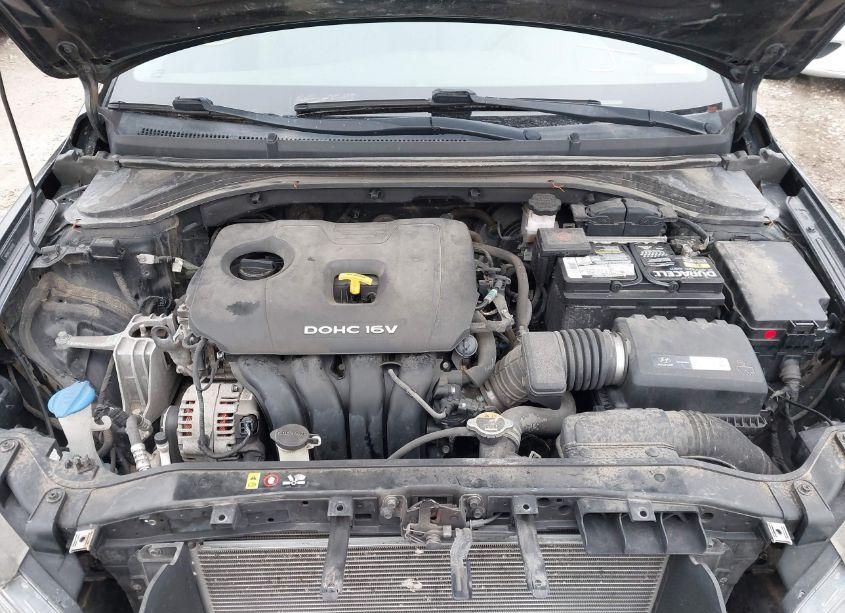 Photo 10 of 2018 Hyundai Elantra SEL (VIN 5NPD84LF2JH301262)