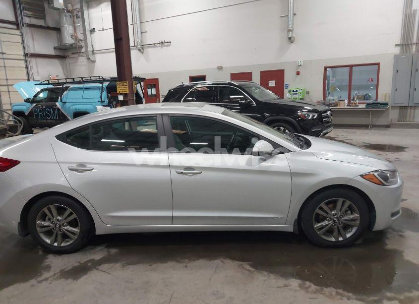 Photo 13 of 2018 Hyundai Elantra VALUE EDITION (VIN 5NPD84LF2JH305537)