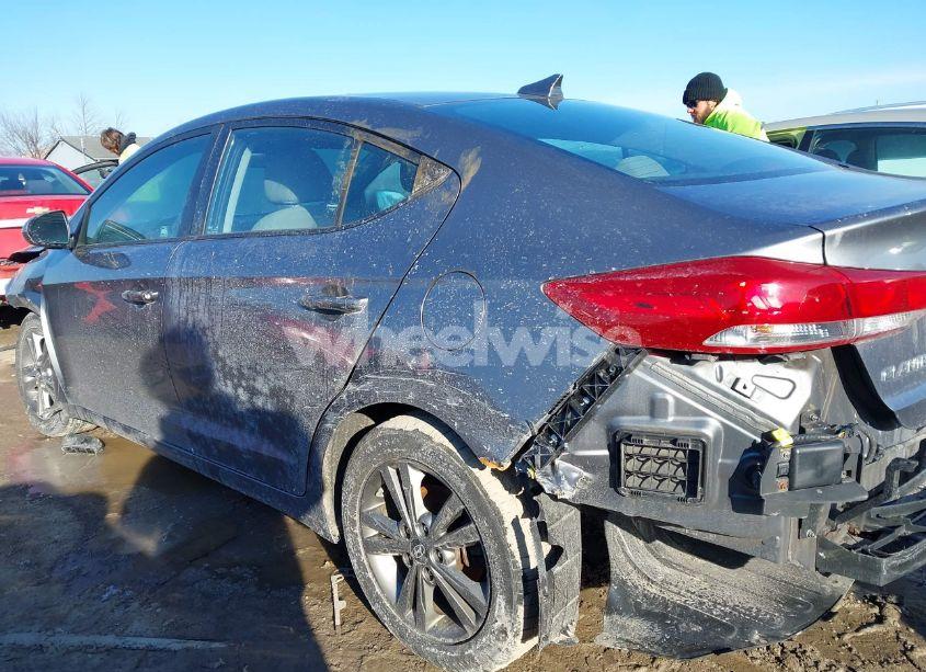 Photo 15 of 2018 Hyundai Elantra SEL (VIN 5NPD84LF2JH307949)