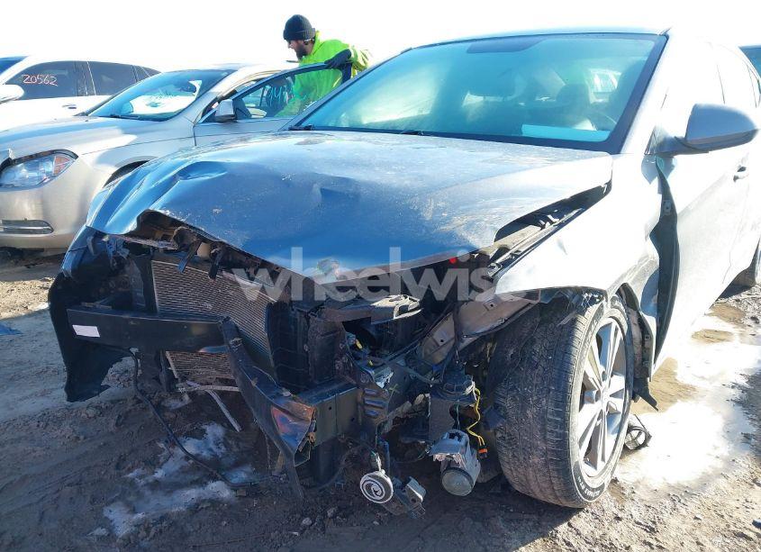 Photo 6 of 2018 Hyundai Elantra SEL (VIN 5NPD84LF2JH307949)