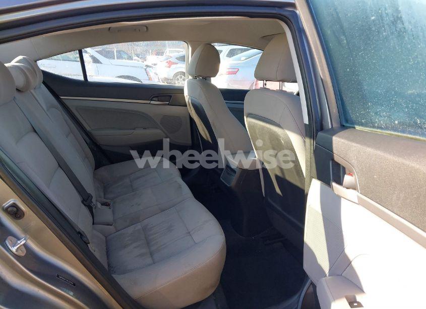 Photo 8 of 2018 Hyundai Elantra SEL (VIN 5NPD84LF2JH307949)