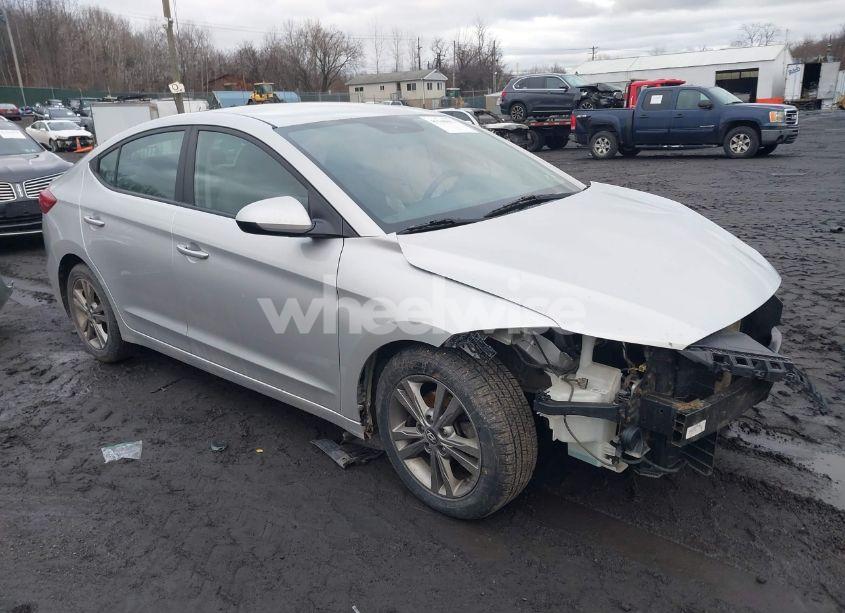 2018 Hyundai Elantra SEL (VIN 5NPD84LF2JH309099) main photo