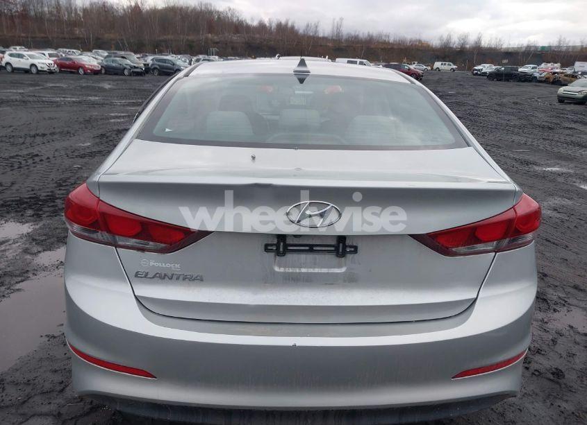 Photo 16 of 2018 Hyundai Elantra SEL (VIN 5NPD84LF2JH309099)