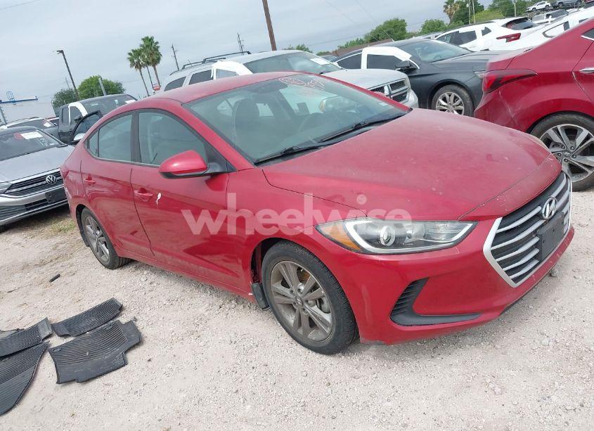 2018 Hyundai Elantra SEL (VIN 5NPD84LF2JH309765) main photo