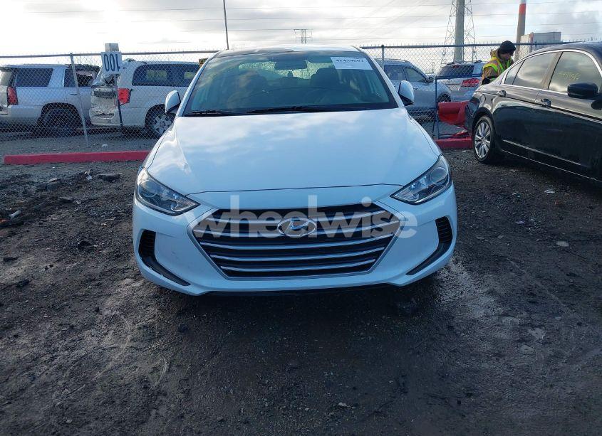 Photo 11 of 2018 Hyundai Elantra SEL (VIN 5NPD84LF2JH309829)