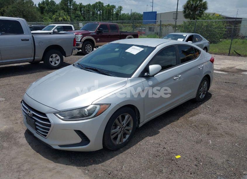 Photo 2 of 2018 Hyundai Elantra SEL (VIN 5NPD84LF2JH321267)