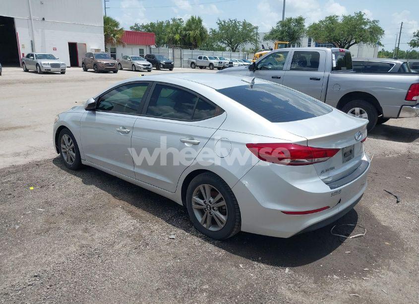 Photo 3 of 2018 Hyundai Elantra SEL (VIN 5NPD84LF2JH321267)