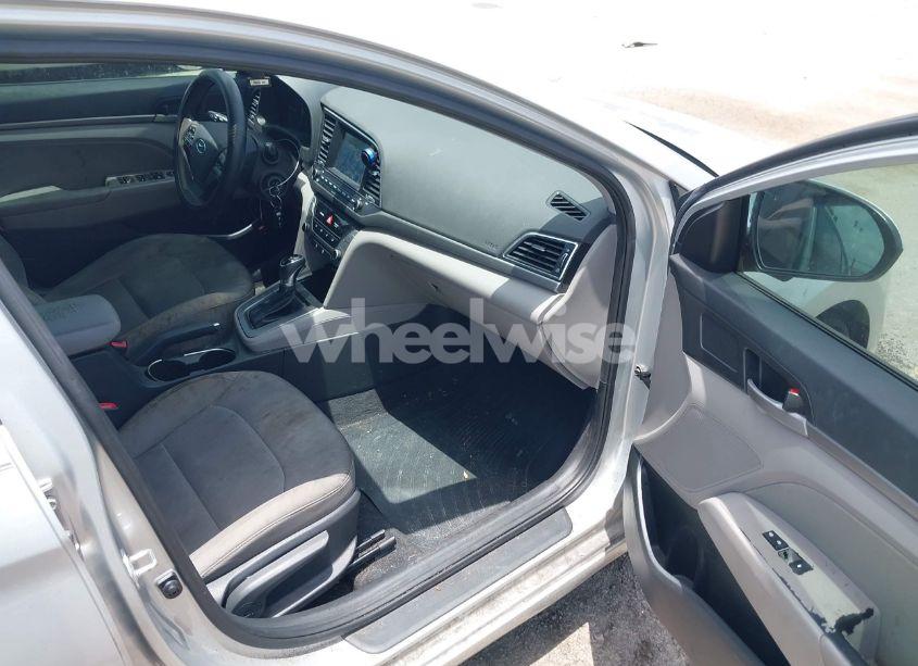 Photo 5 of 2018 Hyundai Elantra SEL (VIN 5NPD84LF2JH321267)