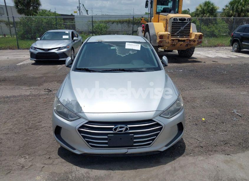 Photo 6 of 2018 Hyundai Elantra SEL (VIN 5NPD84LF2JH321267)