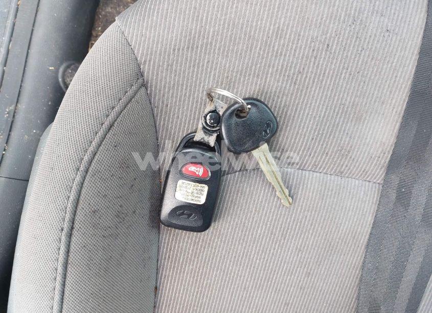 Photo 11 of 2018 Hyundai Elantra SEL (VIN 5NPD84LF2JH332544)