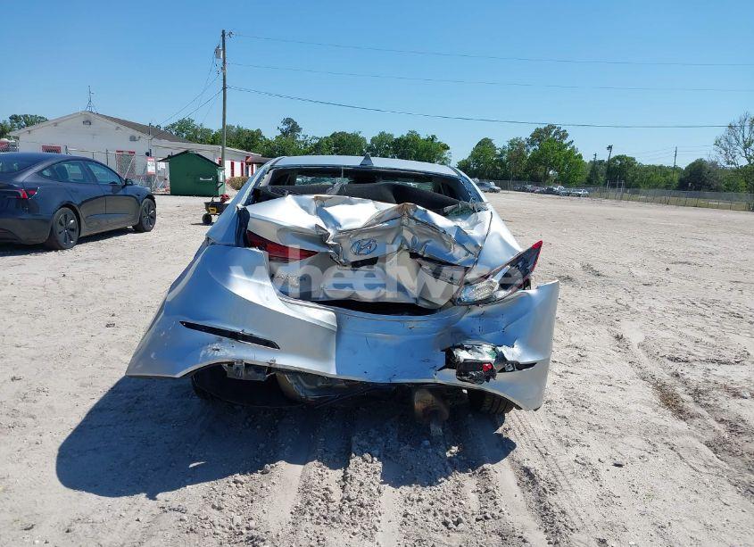 Photo 16 of 2018 Hyundai Elantra SEL (VIN 5NPD84LF2JH333709)