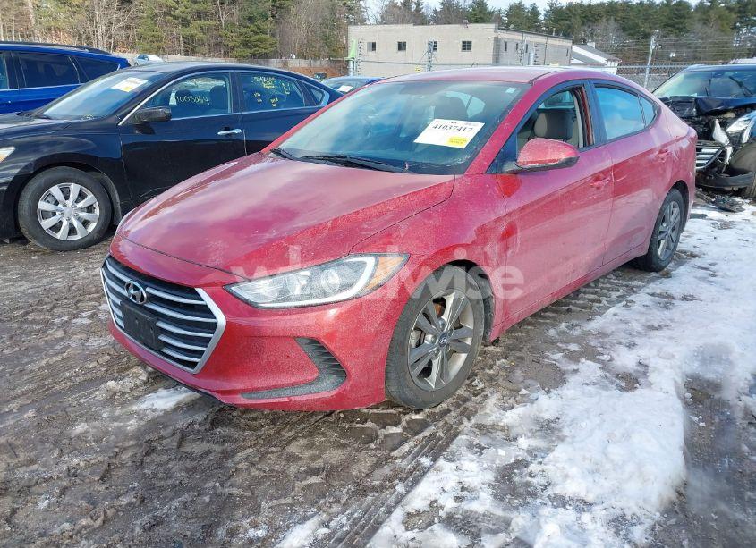 Photo 2 of 2018 Hyundai Elantra SEL (VIN 5NPD84LF2JH334598)