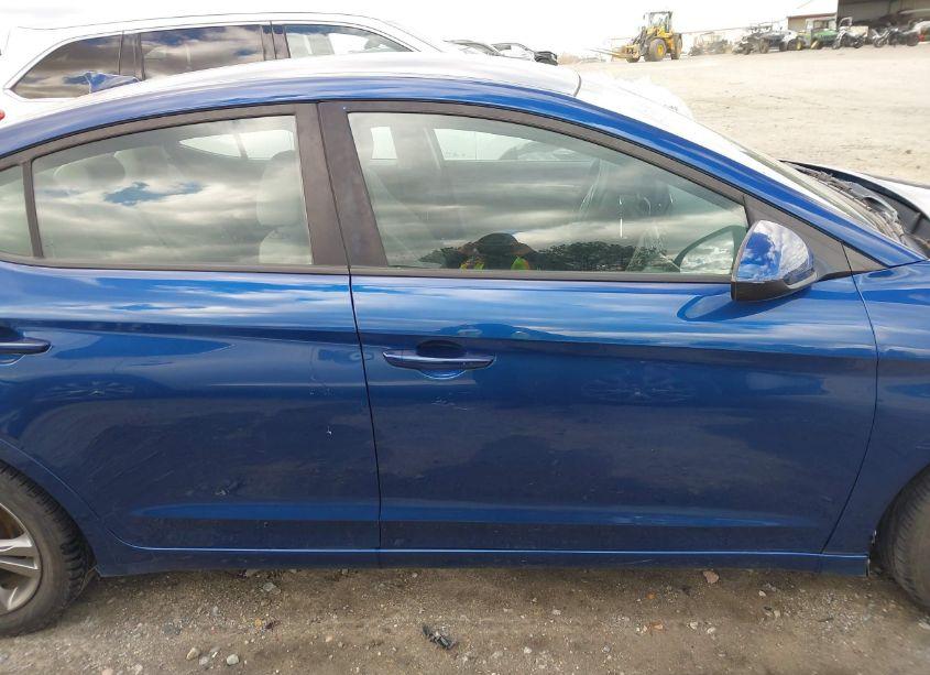 Photo 13 of 2018 Hyundai Elantra SEL (VIN 5NPD84LF2JH334665)