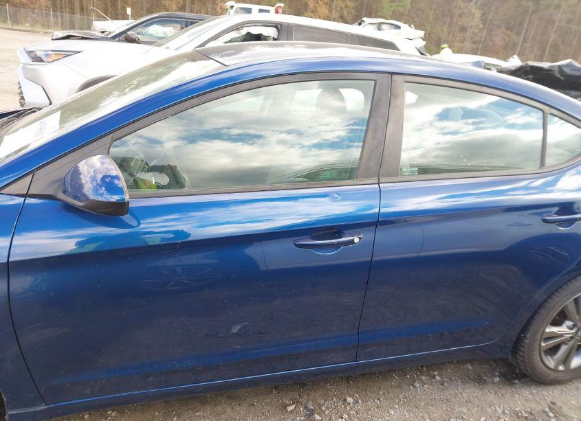 Photo 14 of 2018 Hyundai Elantra SEL (VIN 5NPD84LF2JH334665)