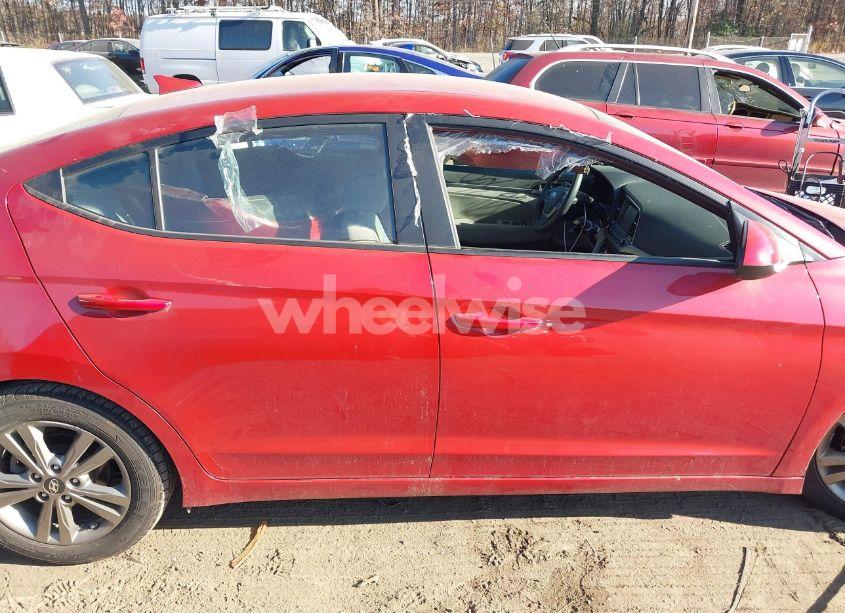 Photo 13 of 2018 Hyundai Elantra SEL (VIN 5NPD84LF2JH336660)