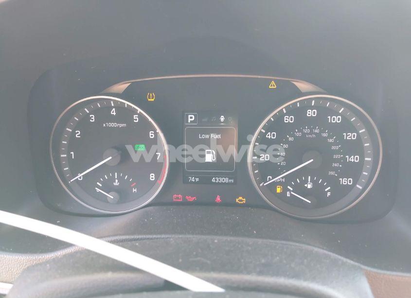 Photo 7 of 2018 Hyundai Elantra SEL (VIN 5NPD84LF2JH336660)