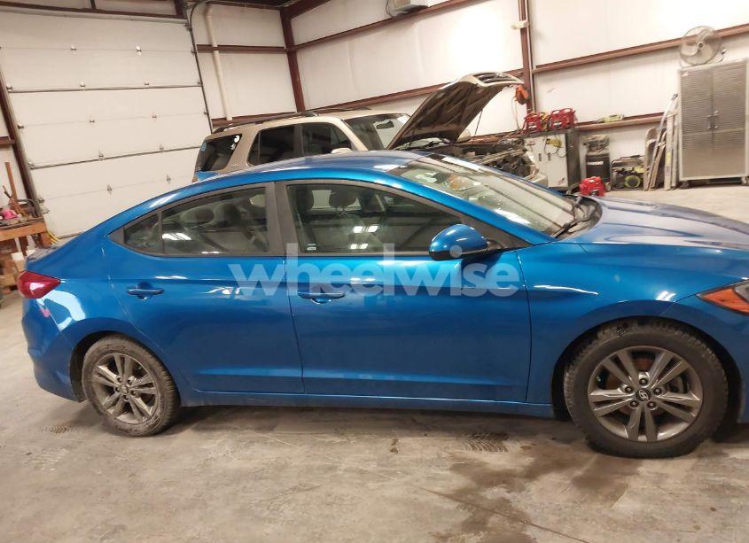 Photo 13 of 2018 Hyundai Elantra SEL (VIN 5NPD84LF2JH337758)