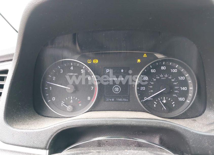 Photo 7 of 2018 Hyundai Elantra VALUE EDITION (VIN 5NPD84LF2JH355659)