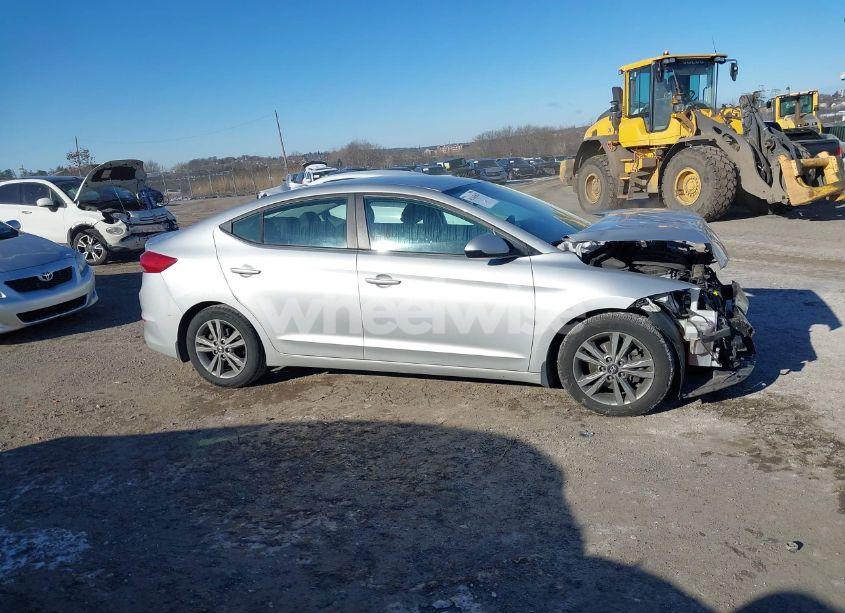 Photo 13 of 2018 Hyundai Elantra SEL (VIN 5NPD84LF2JH371974)