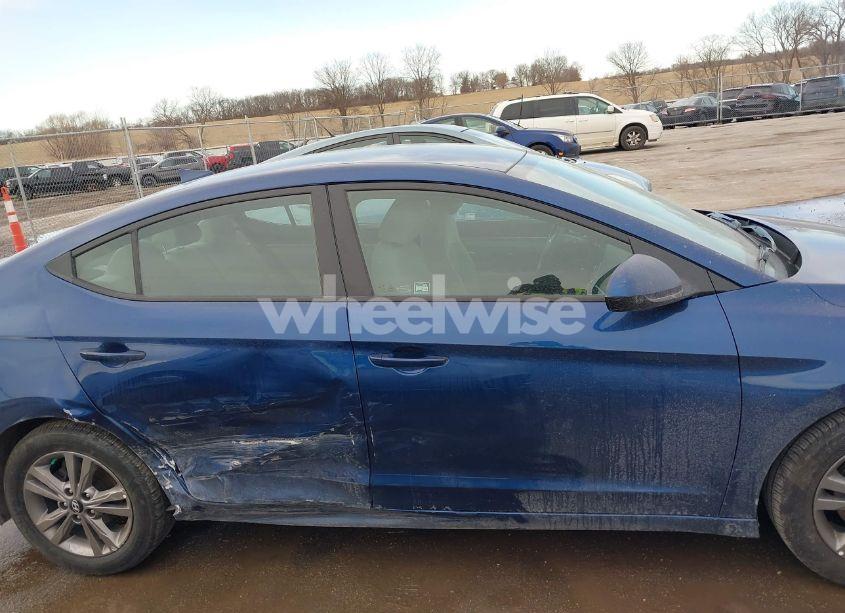 Photo 13 of 2018 Hyundai Elantra SEL (VIN 5NPD84LF2JH381453)