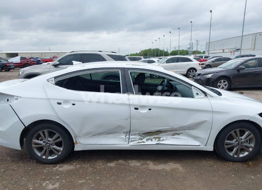 Photo 14 of 2018 Hyundai Elantra SEL (VIN 5NPD84LF2JH391013)