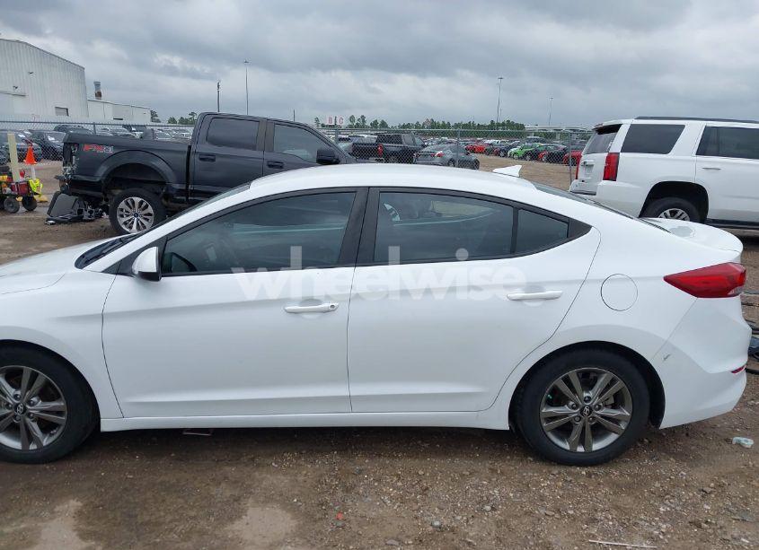 Photo 15 of 2018 Hyundai Elantra SEL (VIN 5NPD84LF2JH391013)