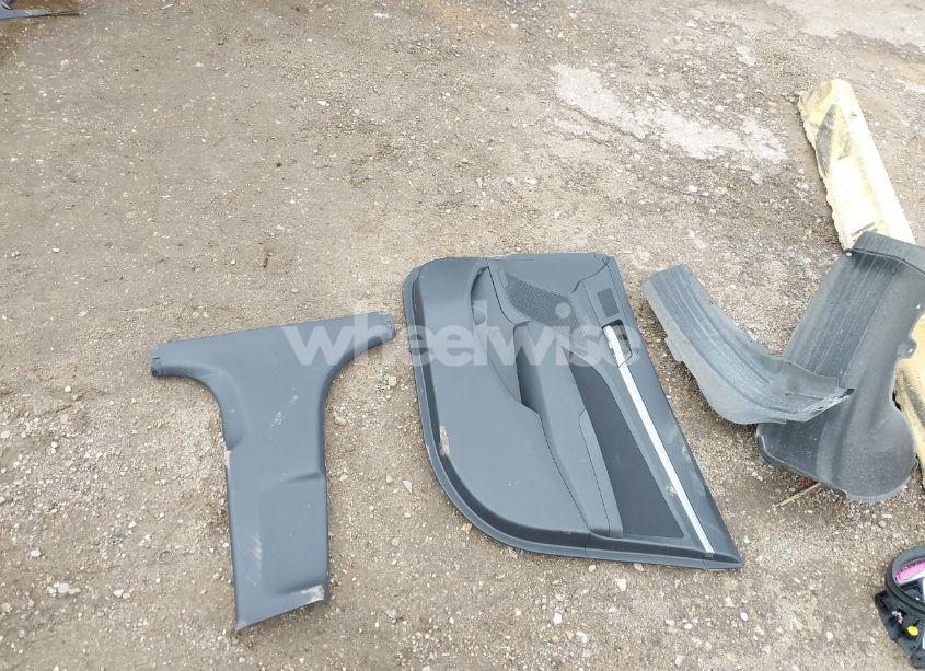 Photo 18 of 2018 Hyundai Elantra SEL (VIN 5NPD84LF2JH391013)