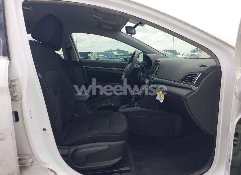 Photo 5 of 2018 Hyundai Elantra SEL (VIN 5NPD84LF2JH391013)