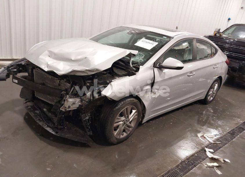 Photo 2 of 2019 Hyundai Elantra VALUE EDITION (VIN 5NPD84LF2KH421550)