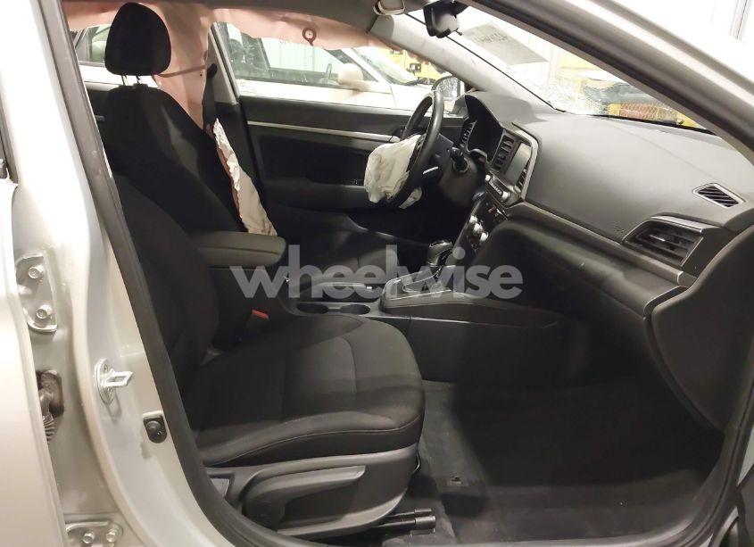 Photo 5 of 2019 Hyundai Elantra VALUE EDITION (VIN 5NPD84LF2KH421550)