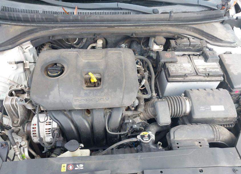 Photo 10 of 2019 Hyundai Elantra SEL (VIN 5NPD84LF2KH421614)