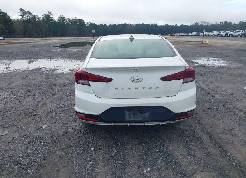 Photo 16 of 2019 Hyundai Elantra SEL (VIN 5NPD84LF2KH421614)