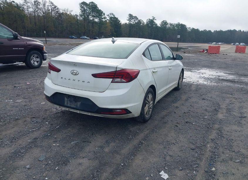 Photo 4 of 2019 Hyundai Elantra SEL (VIN 5NPD84LF2KH421614)
