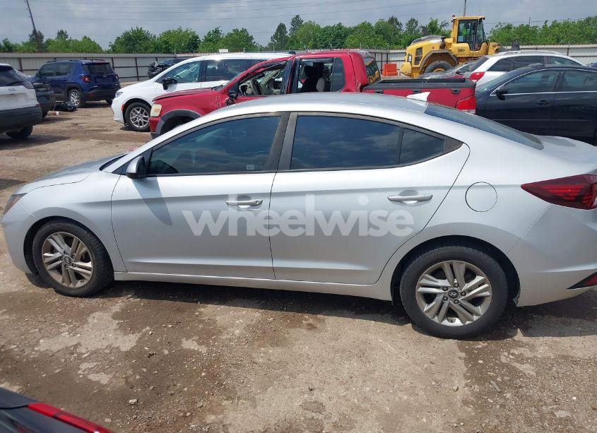 Photo 14 of 2019 Hyundai Elantra SEL (VIN 5NPD84LF2KH425047)