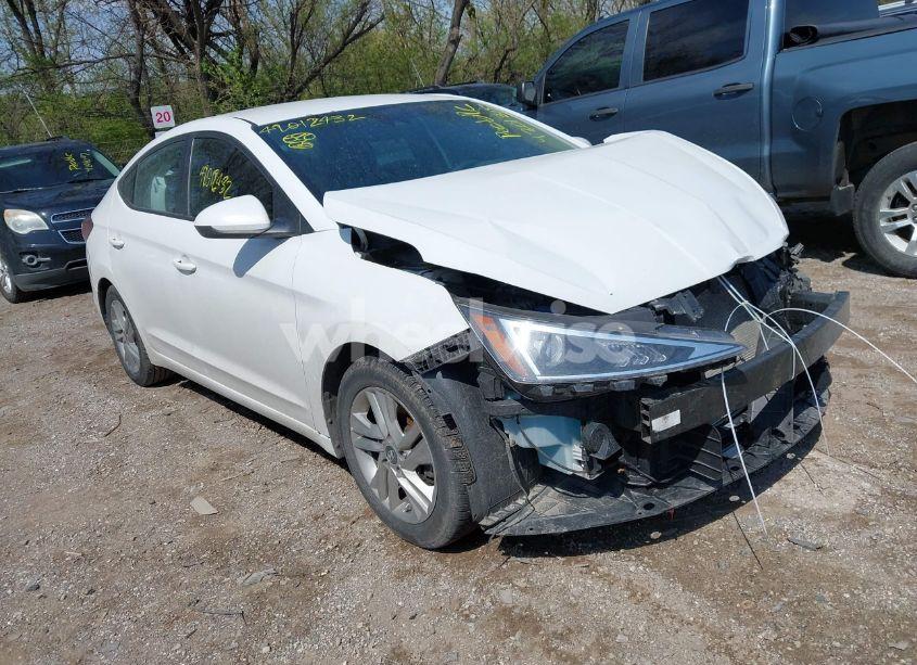 2019 Hyundai Elantra SEL (VIN 5NPD84LF2KH439918) main photo