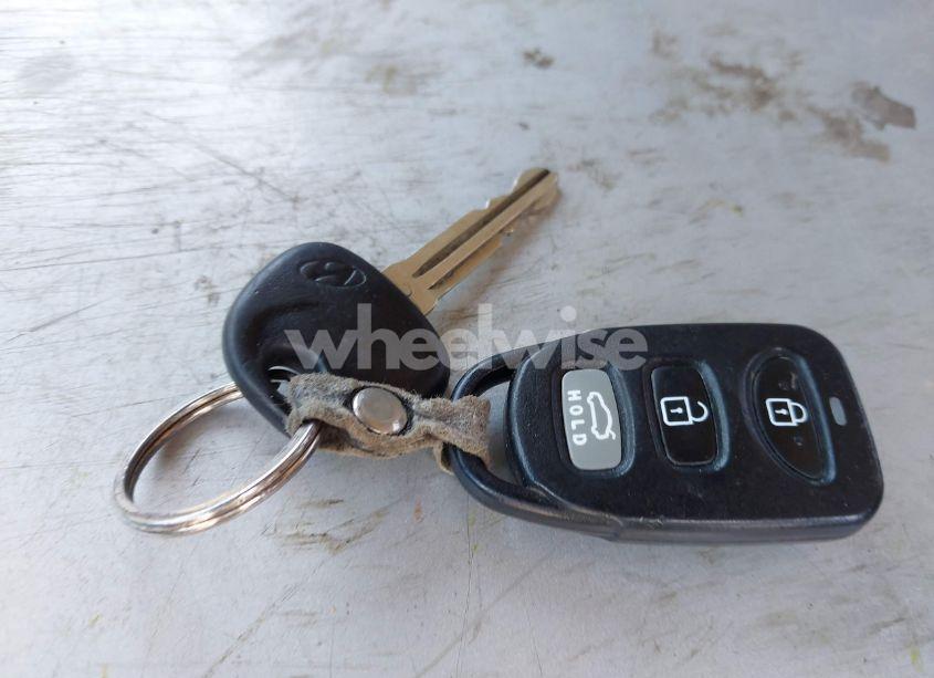 Photo 11 of 2019 Hyundai Elantra SEL (VIN 5NPD84LF2KH439918)