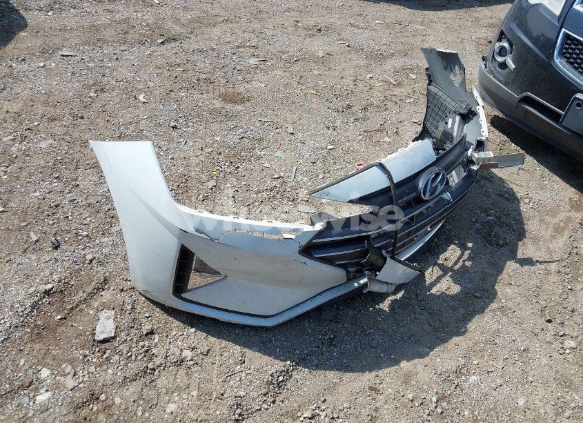 Photo 12 of 2019 Hyundai Elantra SEL (VIN 5NPD84LF2KH439918)