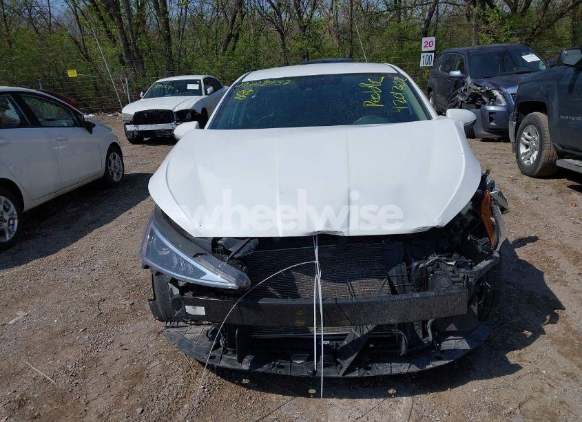 Photo 13 of 2019 Hyundai Elantra SEL (VIN 5NPD84LF2KH439918)
